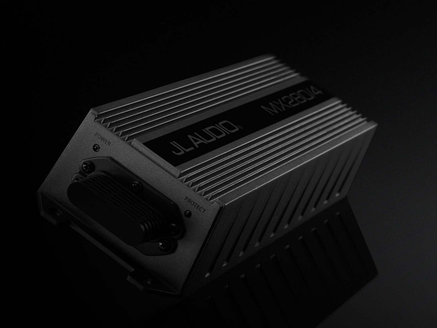 4 Ch. Class D Full-Range Amplifier, 280 W