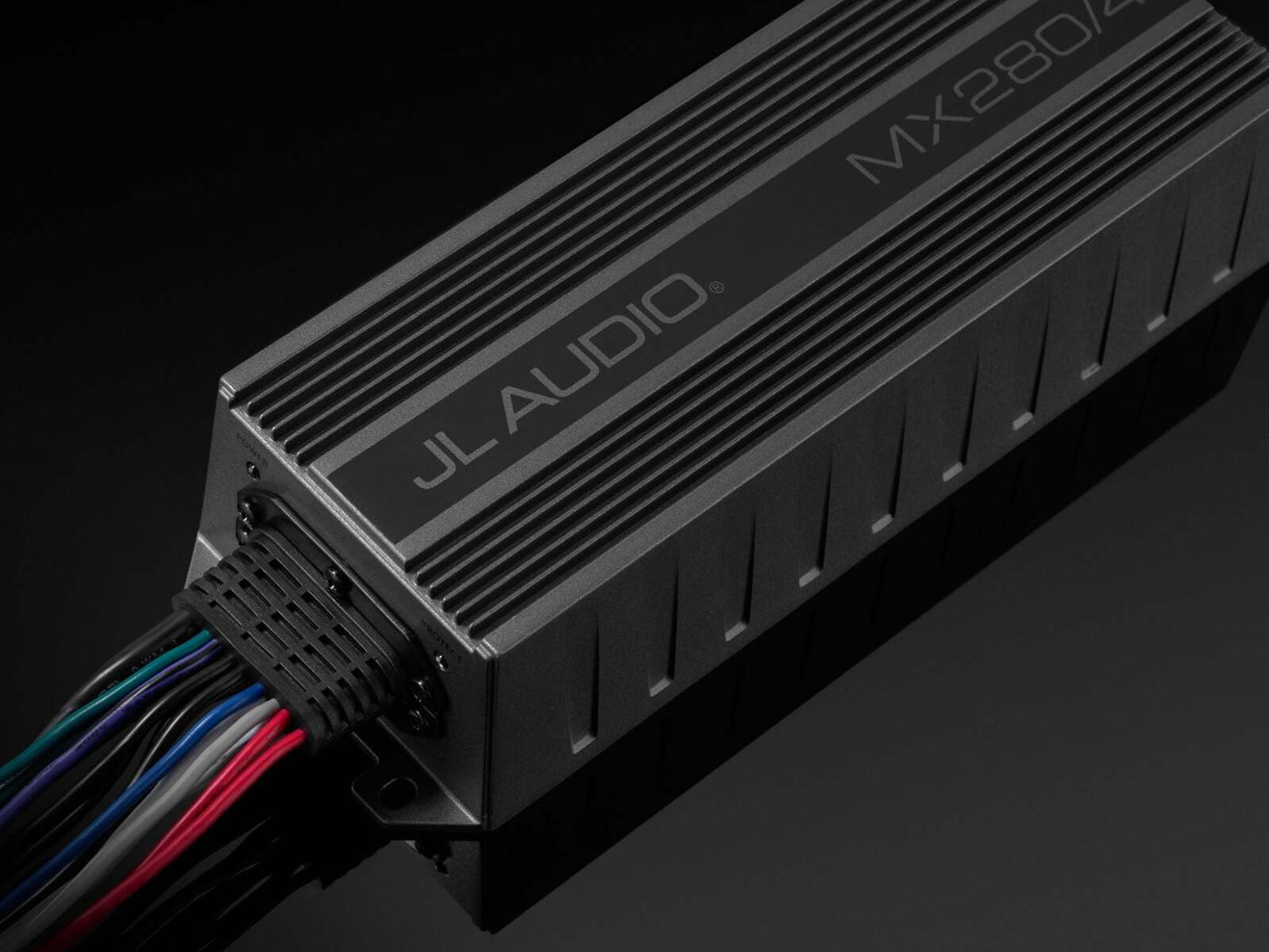 4 Ch. Class D Full-Range Amplifier, 280 W